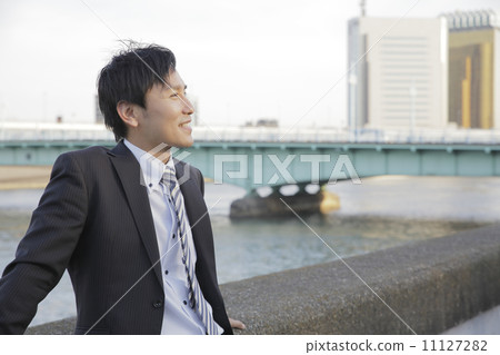 Businessman         11127282