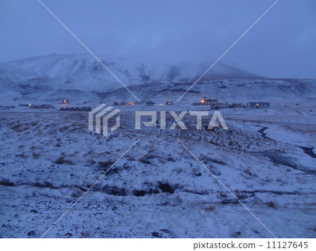 Snow mountain in Iceland 11127645
