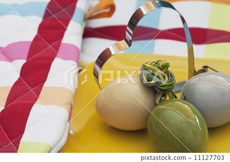 Easter eggs with shape heart Easter eggs with shape heart 11127703