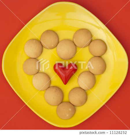 Heart of biscuits. Heart of biscuits. 11128232