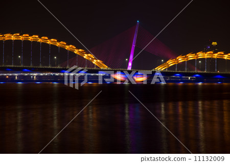 Dragon Bridge Vietnam, Danang Guinness Register World's Best Night Light 11132009