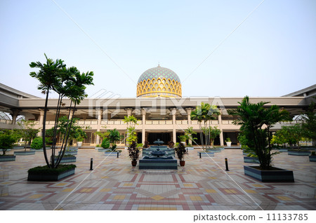 Courtyard of Sultan Abdul Samad Mosque (KLIA Mosque) in Selangor 11133785
