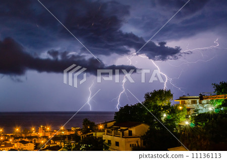 Lightning over the sea Lightning over the sea 11136113