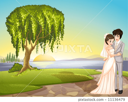 A couple across the tree 11136479