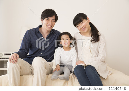 臥室裡的一家人 臥室裡的一家人 11140548