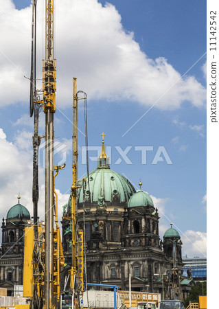 berlin dom in between a huge  construction site 11142542