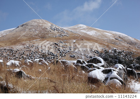 Snow scenery of Hiraodai Snow scenery of Hiraodai 11143224