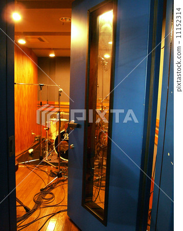 Recording studio 11152314