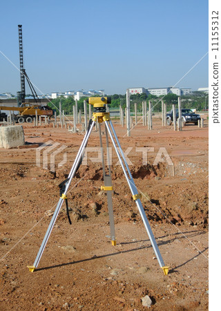 Dumpy Level 11155312