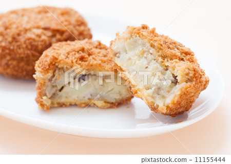potato croquette potato croquette 11155444