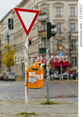 traffic sign in Berlin Kreuzberg 11156327