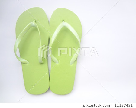 Beach sandals green 11157451