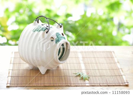 Pig mosquito removal 11158093