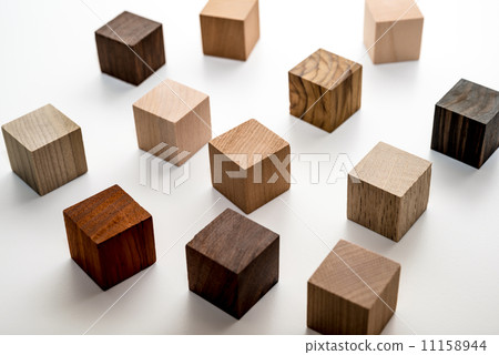 Wood 11158944