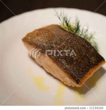 三文魚燒烤 11159185