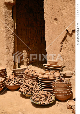 Ceramic pottery Ceramic pottery 11164882