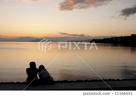 兩個在黃昏 11166091