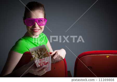 Attractive caucasian girl in her 30 shot in studio 11169808