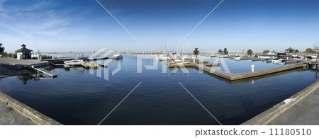 Panoramic view of harbor, River St Lawrence, Ontario, Canada 11180510