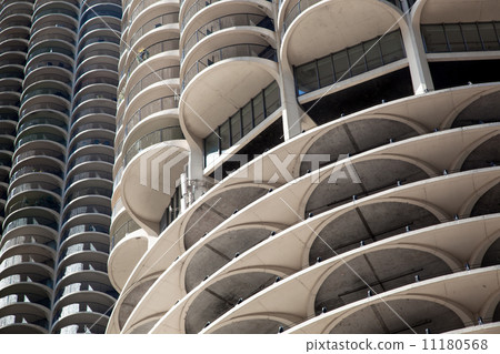 Skyscrapers in a city, Marina City, State Street, Chicago, Cook Skyscrapers in a city, Marina City, State Street, Chicago, Cook 11180568