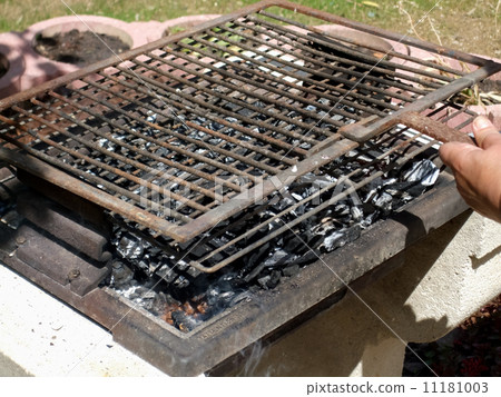 Close-up of a barbecue grill 11181003