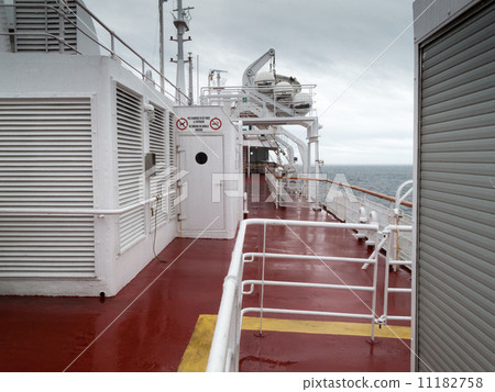 Ferry, Quebec, Canada 11182758