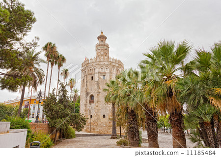 Gold tower in Seville, Spain Gold tower in Seville, Spain 11185484