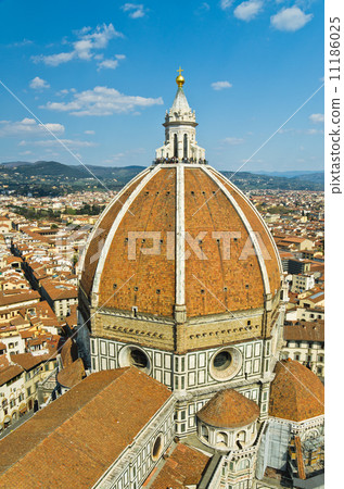 Santa Maria del Fiore in Florence, Italy Santa Maria del Fiore in Florence, Italy 11186025