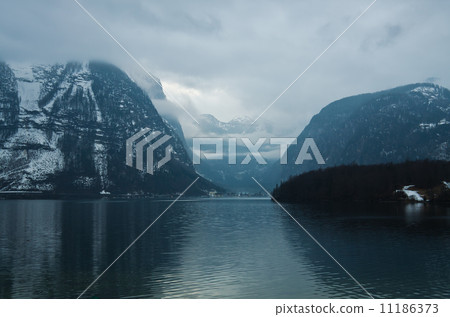 Hallstatt, Austria 11186373