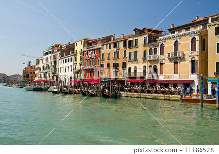 Grand Canal in Venice 11186528