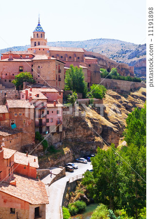 Summer view of Albarracin 11191898