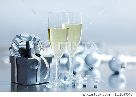 silver christmas card 11198045