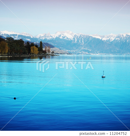 lake geneva 11204752