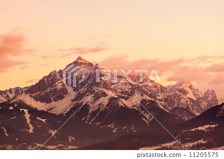 Mountains ski resort Innsbruck Austria Mountains ski resort Innsbruck Austria 11205575