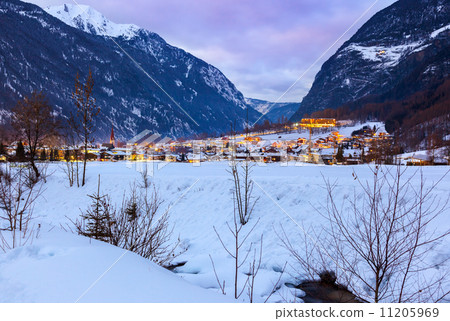 Village Umhausen - Tirol Austria 11205969