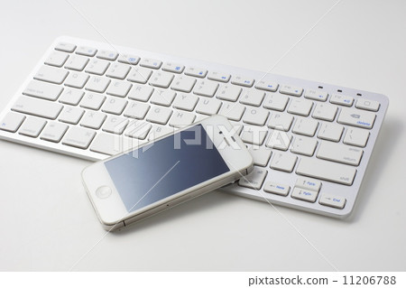 Smartphones and keyboards 11206788