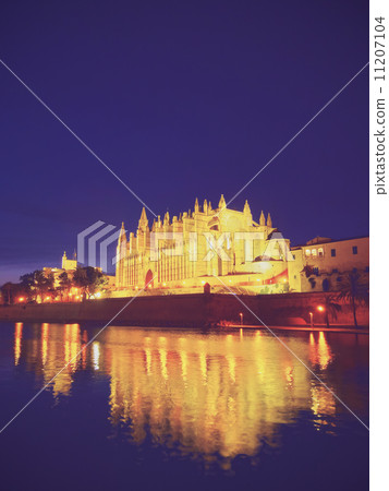 Cathedral in Palma of Majorca Cathedral in Palma of Majorca 11207104