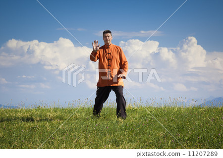 Qi-Gong outdoor 11207289