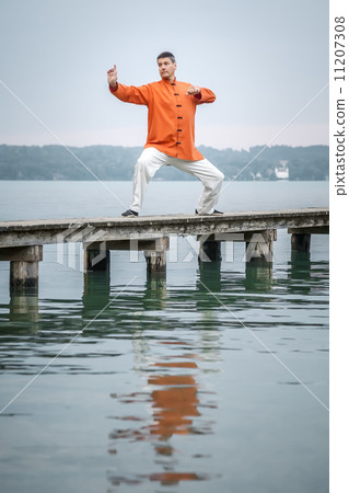 Qi-Gong early morning 11207308