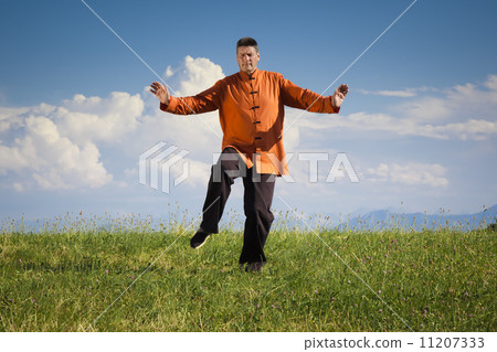 Qi-Gong outdoor 11207333