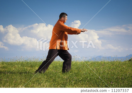 Qi-Gong outdoor 11207337