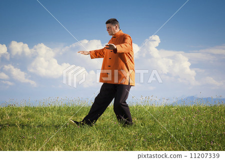Qi-Gong outdoor 11207339