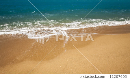 beach beach 11207603