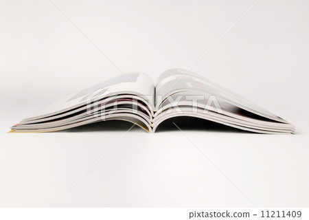 Book 11211409