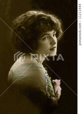Vintage portrait 11211444