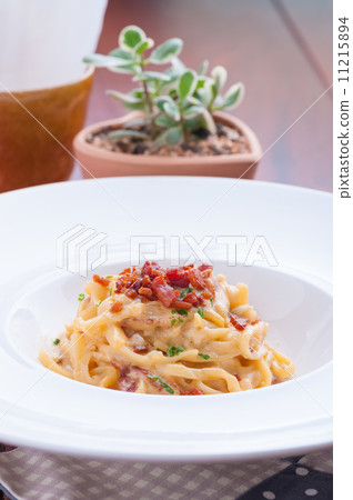 Pasta 11215894