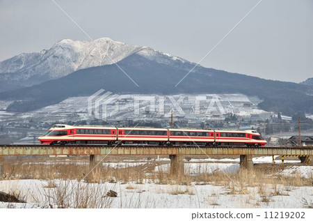 8 Yudanaka線長野的特快“Yukemuri” 11219202