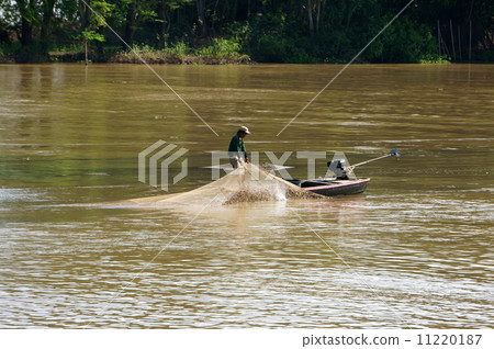 Fisherman do fishing on river 11220187
