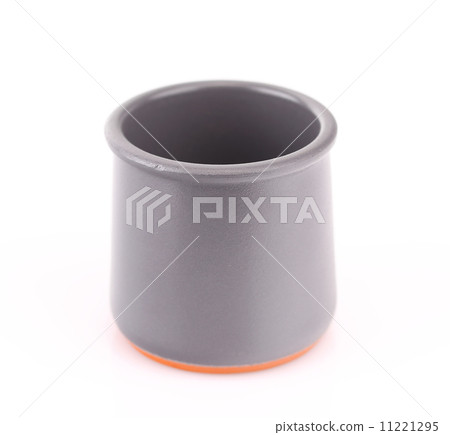 empty ceramic pot empty ceramic pot 11221295