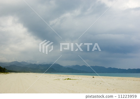 Aurora Beach 11223959